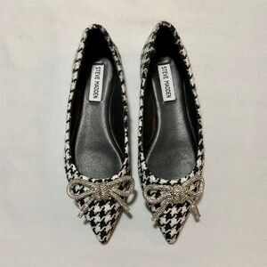 Steven Madden Elina Black White Houndstooth Flat with Rhinestone Bow Size 6.5 M